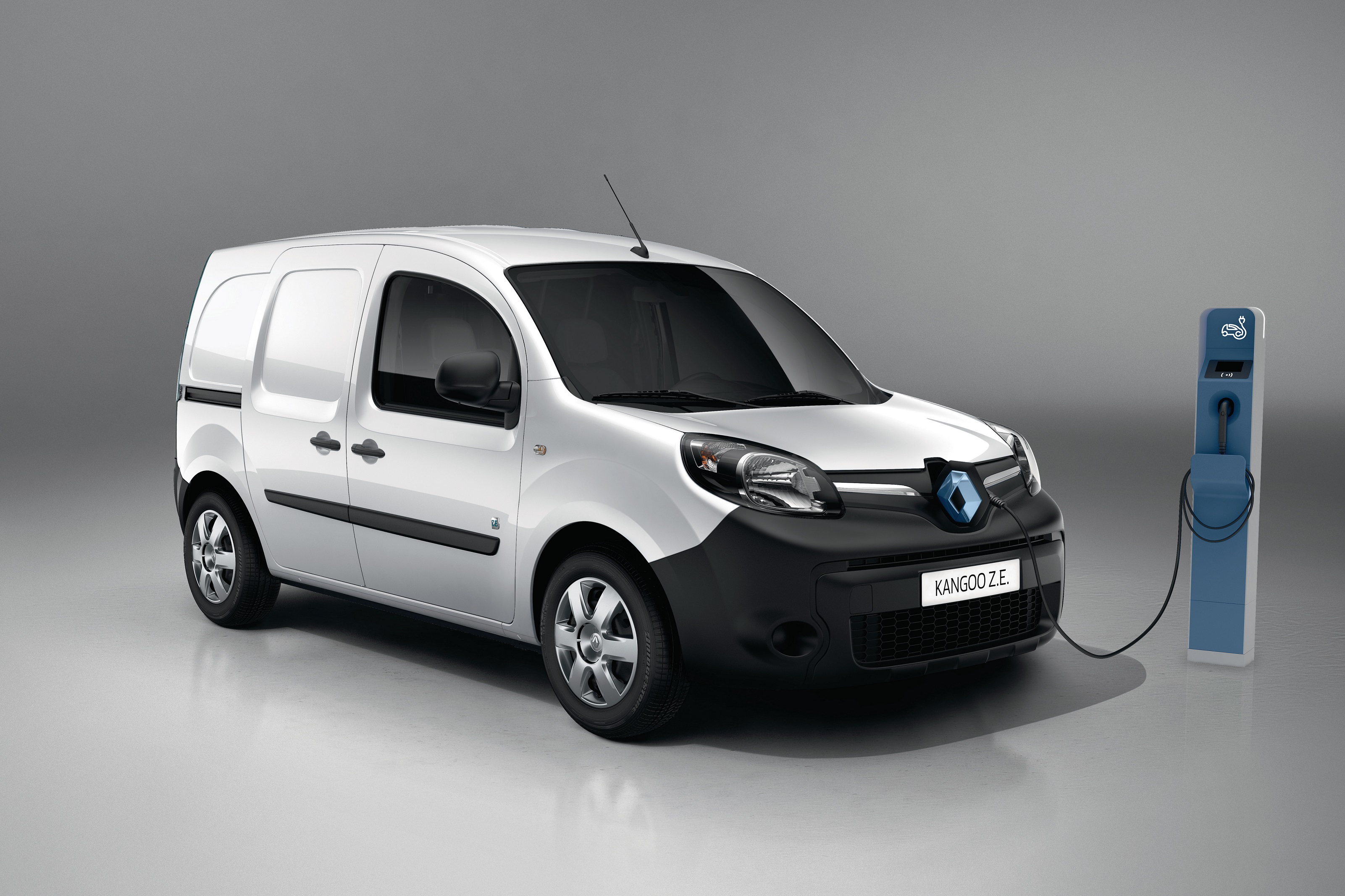 Renault kangoo замена бензонасоса