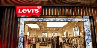 Levi's