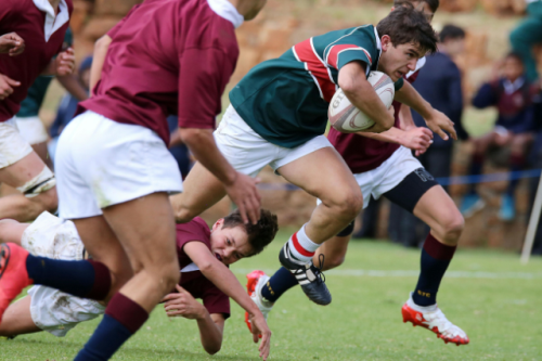 Foto de jugada de rugby - prevención de lesiones en deportes de contacto, Clínica CRL