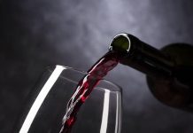 Celebra el Día del Vino Tinto con sabores, promociones y experiencias para brindar vino tinto