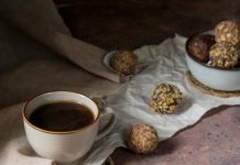 El placer del cacao en casa: Fensa te invita a celebrar su día con postres fáciles para el verano cacao