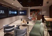 JLL