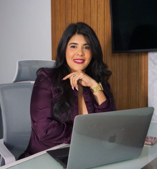 ok_Yhoenny López (1)