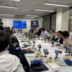 Estudio reveló que el 70% de las empresas en Chile ya usan IA en sus operaciones