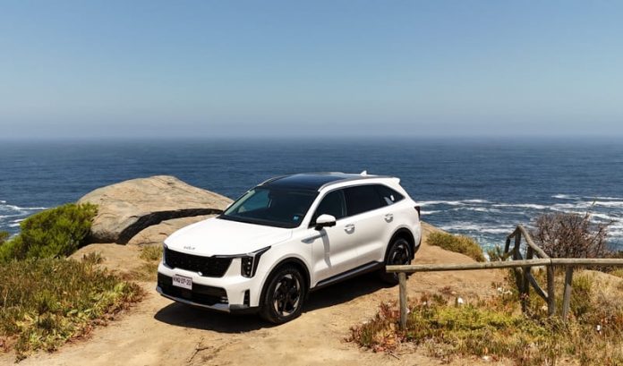 Kia Chile - La nueva gama híbrida de Kia marca el camino en Chile1 Vacaciones más eficientes y más sustentables: la nueva gama híbrida de Kia marca el camino en Chile