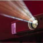 Proyector portátil o fijo: cómo elegir el modelo Perfecto para tus necesidades