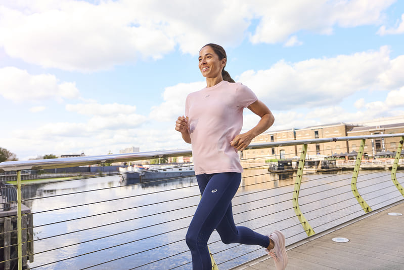 ASICS inaugura 2026 con un llamado a fomentar el bienestar mental a través del movimiento