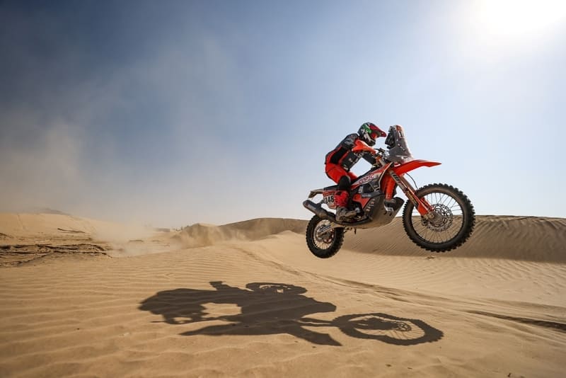 Tomás de Gavardo quedó 26° en el Dakar y se enfrenta a las dos últimas etapas