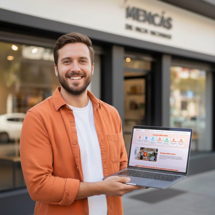 persona con pagina defontana digital 2 La gestión empresarial comienza a cambiar de lógica: soluciones digitales a medida, con IA integrada y que se activan en minutos