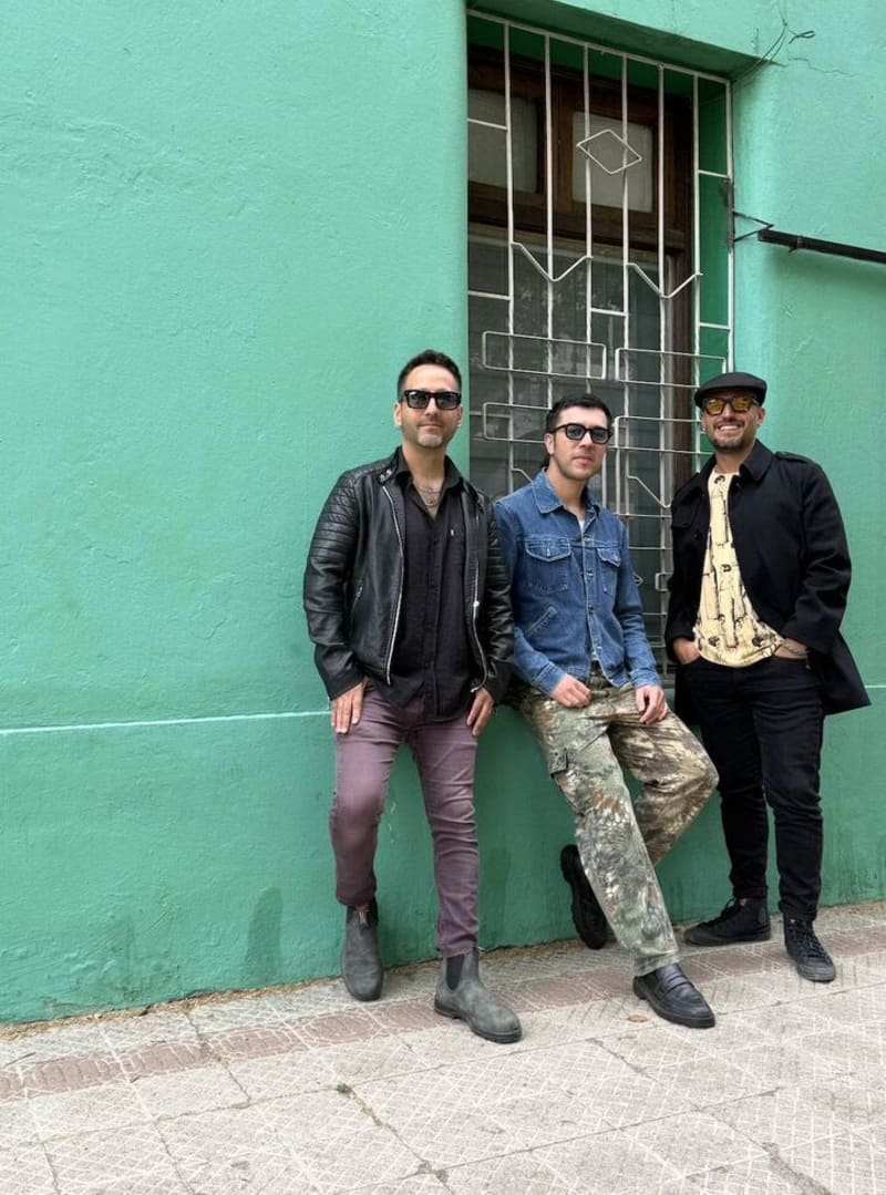 Gepe y Los Vásquez presentan la canción “Cosa Buena”, una unión de dos mundos al ritmo de la cumbia.