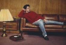 Charlie Puth estrena su nuevo single "Beat Yourself Up"