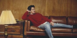 Charlie Puth estrena su nuevo single "Beat Yourself Up"