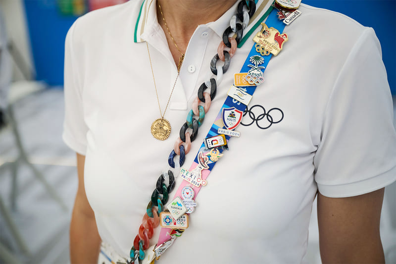 Cómo los pins de los Juegos Olímpicos cuentan la historia de la apertura global: Desde los primeros Juegos Olímpicos hasta Milano Cortina 2026