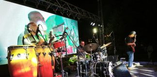 Puro jazz se desató con cientos de espectadores en Plaza de Pucón