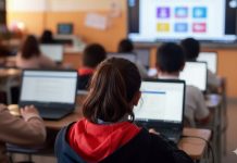 El colegio ya es digital: 6 de cada 10 niños latinoamericanos usa Internet para estudiar