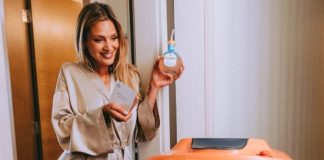 Tequila Don Julio sorprende en la previa de la Gala de Viña 2026 con un exclusivo room service robótico de innovación chilena