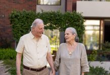 3 de marzo Día Mundial de la Audición: No escuchar bien, aísla, hace perder capacidades y aumenta los riesgos en las personas mayores No escuchar bien aísla, hace perder capacidades y aumenta los riesgos en las personas mayores