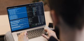 Salarios de especialistas en Desarrollo llegan hasta 4,8 millones de pesos. IT Hunters