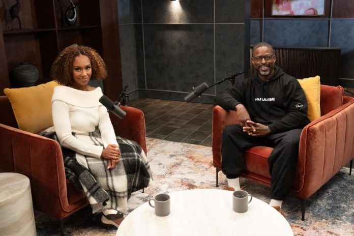 Ya se encuentran disponibles en Disney+ los primeros tres episodios de la segunda temporada de Paradise junto al primer episodio del podcast oficial de la serie