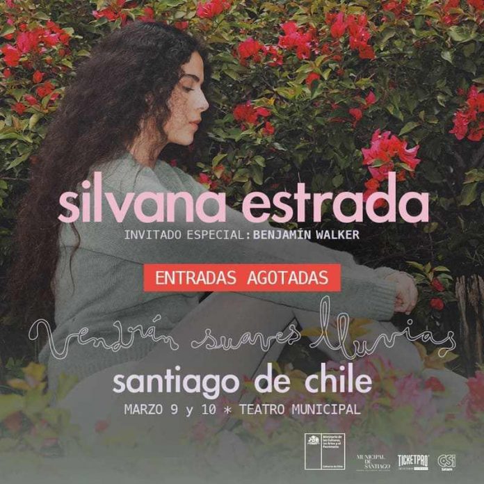 Silvana Estrada agota dos conciertos en el Teatro Municipal de Santiago, en uno de los momentos más importantes de su carrera