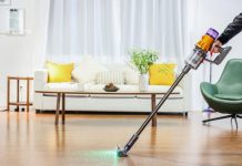 Tecnología láser en aspiradoras permite visualizar y eliminar alérgenos invisibles que aumentan este verano. Dyson