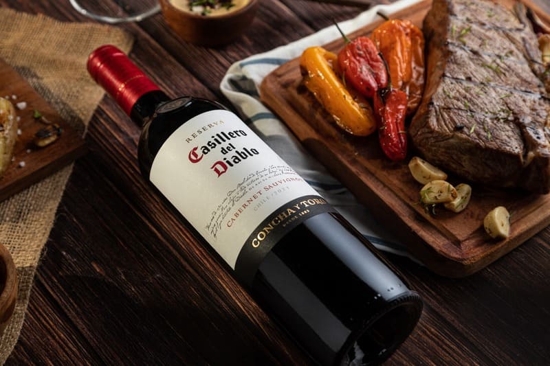 Tintos intensos y versátiles: tres vinos ideales para acompañar los sabores del otoño. Casillero del Diablo.