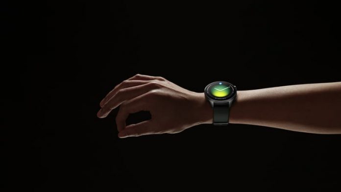 Xiaomi Watch 5_General Gestire1_Pinch Xiaomi Watch 5