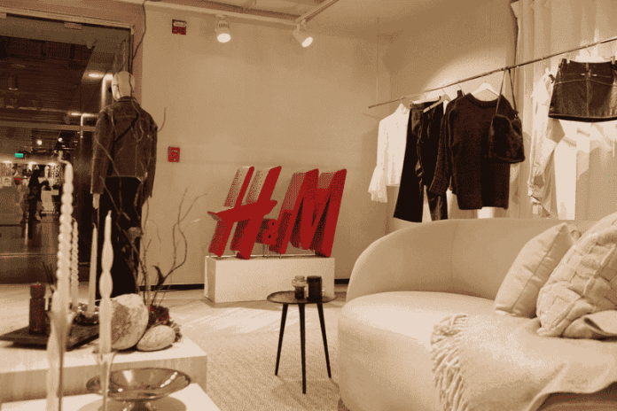 H&M reinauguró su showroom de Chile