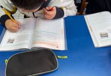 La escritura a mano también evoluciona: Por qué la letra cursiva y la imprenta es una habilidad clave para los estudiantes