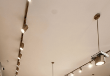 Steve Madden pisa fuerte con su primer outlet en Chile Steve Madden