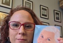 Entre lágrimas y abrazos: hija de Teresita Reyes emocionó a CINELEBU con íntimo lanzamiento de libro sobre el duelo y la actriz
