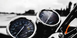300 mil motos