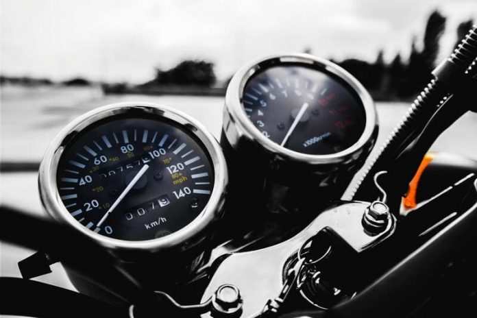300 mil motos