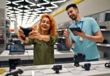 Electrodomésticos de cocina, belleza y tecnología: los beneficios laborales que hoy motivan más que el dinero extra a los trabajadores en Chile Beneficios laborales