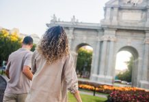 Chilenos aprovechan Cyber Day 2026 y planean viajes para Fiestas Patrias e incluso verano 2027 Cyber Day