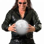 Más vigente que nunca: Leo Rey presenta “El Rey de la Noche”, el disco más íntimo de su carrera Leo Rey