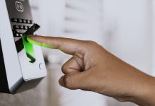 8 de 10 trabajadores en Chile registra asistencia con huella dactilar ante inminente vigencia de la Ley de Protección de Datos Datos Personales