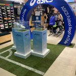 ASICS entra al fútbol en Chile con nueva línea deportiva para una de las categorías más masivas del país ASICS