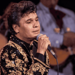 Juan Gabriel regresa a los escenarios para revivir, en Cinemark y cines, histórico concierto en Palacio de Bellas Artes Juan Gabriel, Cinemark