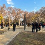 Futuros arquitectos crean una experiencia de encuentro con la naturaleza por primera vez en un parque cementerio
