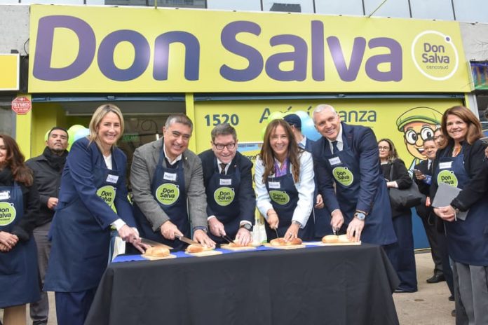 Apertura 1ra tienda Don Salva en el país con biministro Daniel Más (1) Cencosud